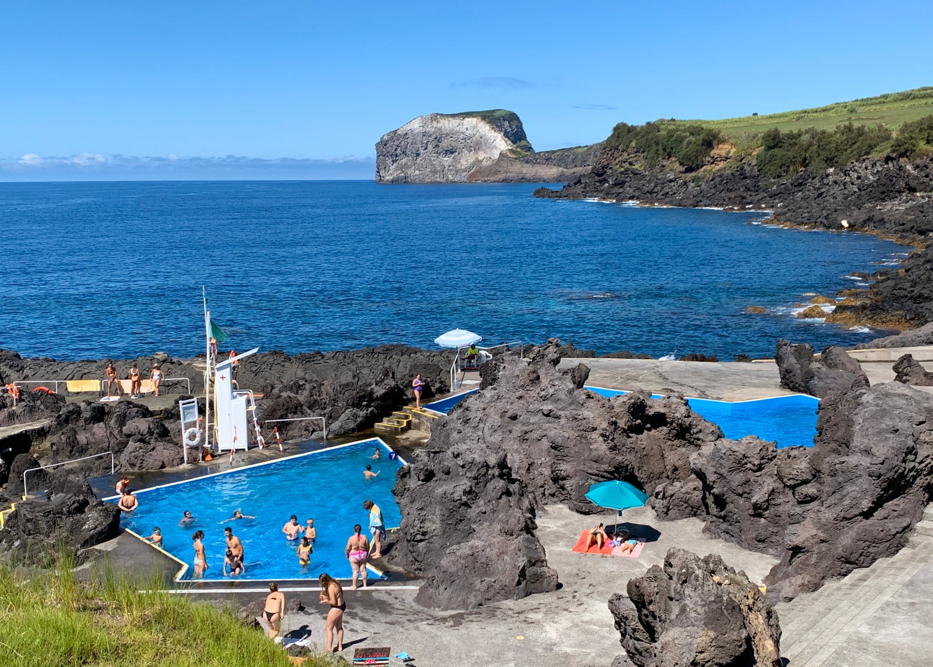 Piscinas em Castelo Branco - Faial - Açores