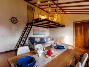 O Refugio Guide to the Azores family room squared