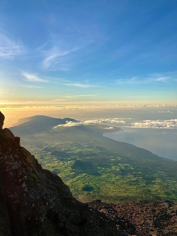 Escalada da Montanha do Pico - Hominis Natura - Guia dos Açores