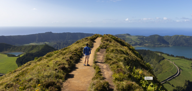 cropped Ilhoa Guided Tours Guide to the Azores Banner 1