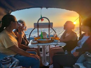 Passeios à vela - Passeio em Veleiro Privado ao Pôr-do-Sol - São Miguel - Guia dos Açores IV