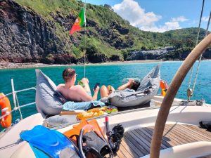 Escursioni in barca a vela - Mezza giornata in barca a vela privata - Sao Miguel - Guida delle Azzorre I