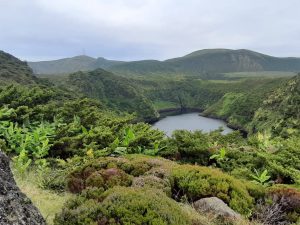 4 Lakes Trail with Lunch-Experienceoc-Guidetotheazores