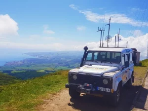 Tour Safari 4x4 Meio Dia - Trihlos da Natureza - Guide to the Azores
